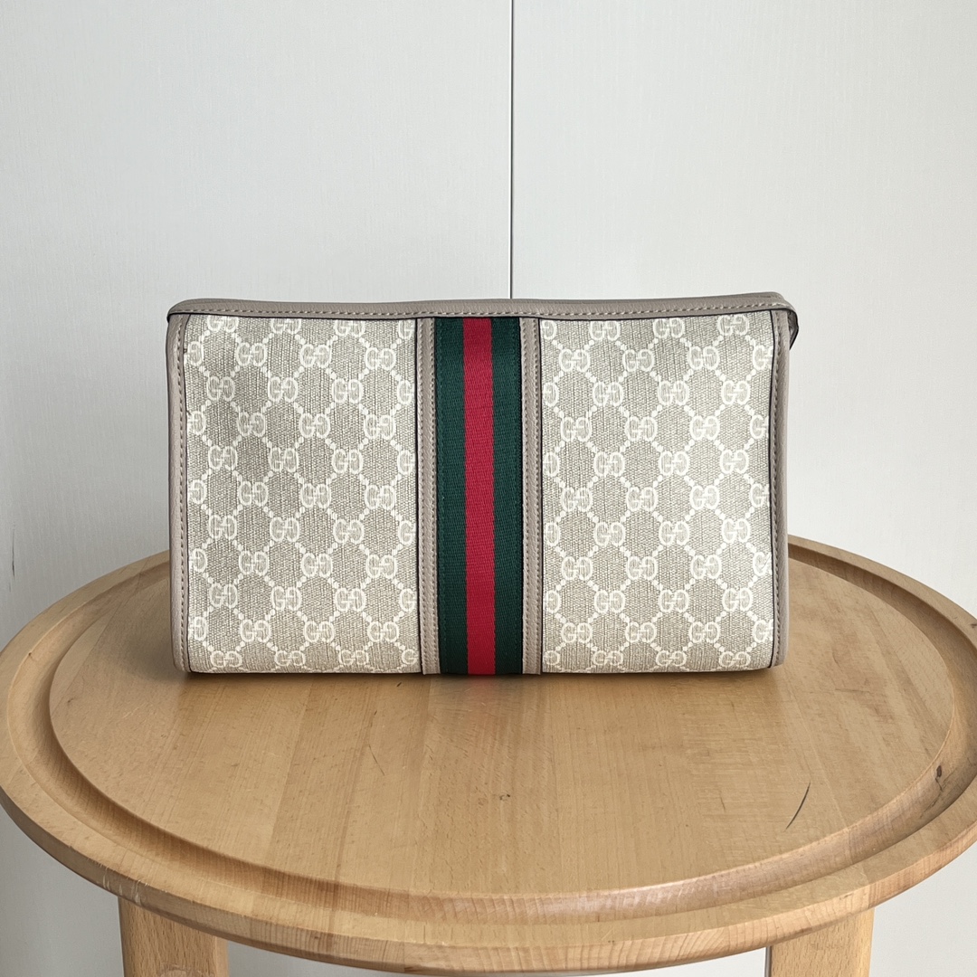 Gucci Clutch Bags